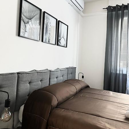 Appartamento Dolce Vita - Free Parking Como Exterior foto